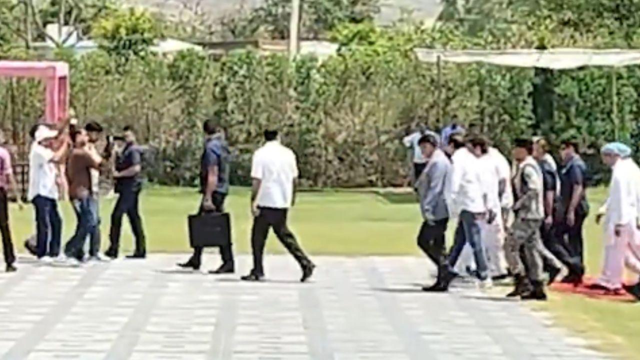 Leader of Opposition Rahul Gandhi upon his arrival also attended the Congress training camp held in Pushkar Leader of Opposition Rahul Gandhi upon his arrival also attended the Congress training camp held in Pushkar