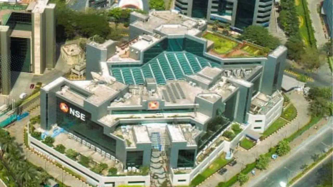 NSE extends F&O trading hours by 10 minutes from August 3; market to close at 3:40 from August 3 NSE to extend futures and options trading till 3:40 pm from August 3. (Representational image)