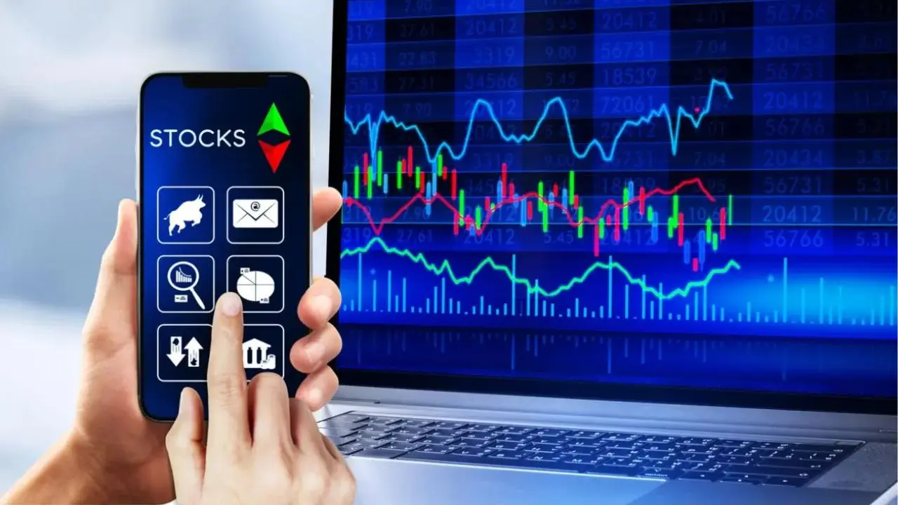 Sensex falls over 300 points; Nifty also slips below 23,250 amid geopolitical concerns Stock market opens in red as Sensex drops 322 points, Nifty slips (Representational image)