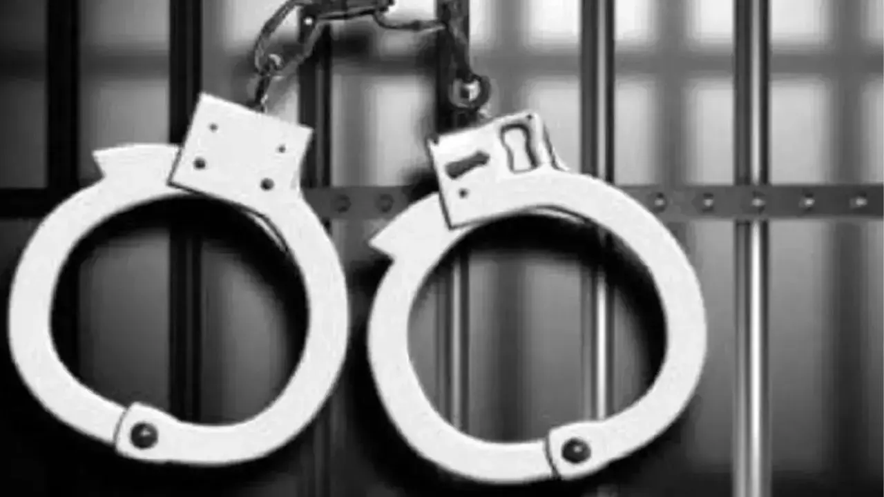 Pune Police arrest doctor over illegal abortions at Daund hospital