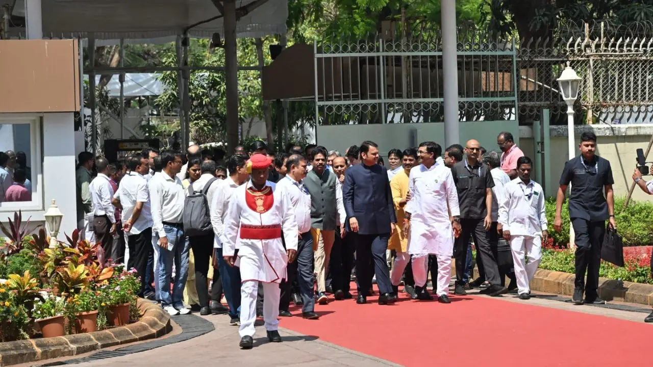 IN PICS: Leaders reach Vidhan Bhavan to file nominations for RS polls