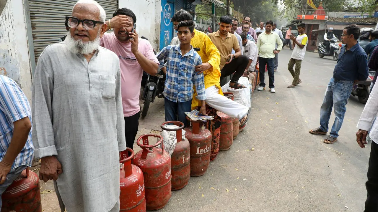 IN PHOTOS: LPG crisis hits hard as India runs short on cooking gas