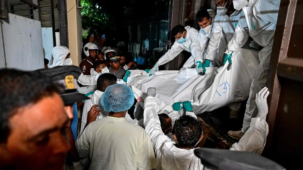 At 5:08 am, Sri Lanka received an emergency signal from the Iranian frigate IRIS Dena, located about 40 nautical miles south of Galle, according to Foreign Minister Vijitha Herath