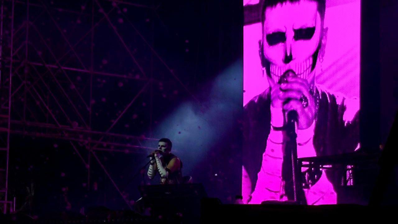 From the soulful notes of Haseen to the electrifying vibe of Funk Song, Talwiinder lit up the first day of NH7 Weekender at Mahalaxmi Lawns, Pune