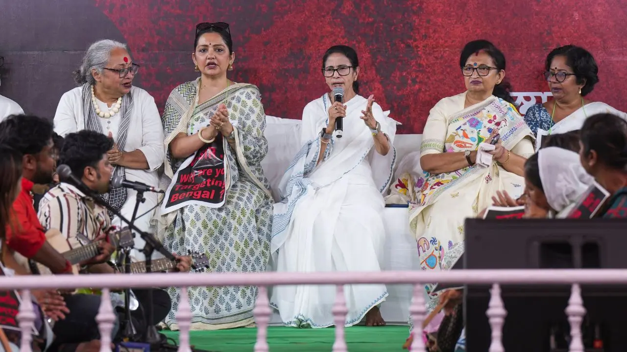 The BJP, however, has denied this allegation. At a press conference on Monday, party leader Rahul Singh said, 