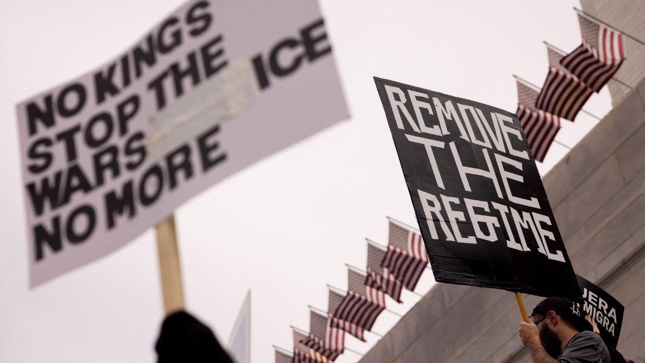 The St. Paul, Minnesota, rally drew an estimated 200,000 participants, serving as the central event of the nationwide demonstrations. Prominent figures, including Bernie Sanders, Joan Baez, Maggie Rogers, Jane Fonda and Senator Kristin Gillibrand, spoke to rally-goers about democratic values and accountability