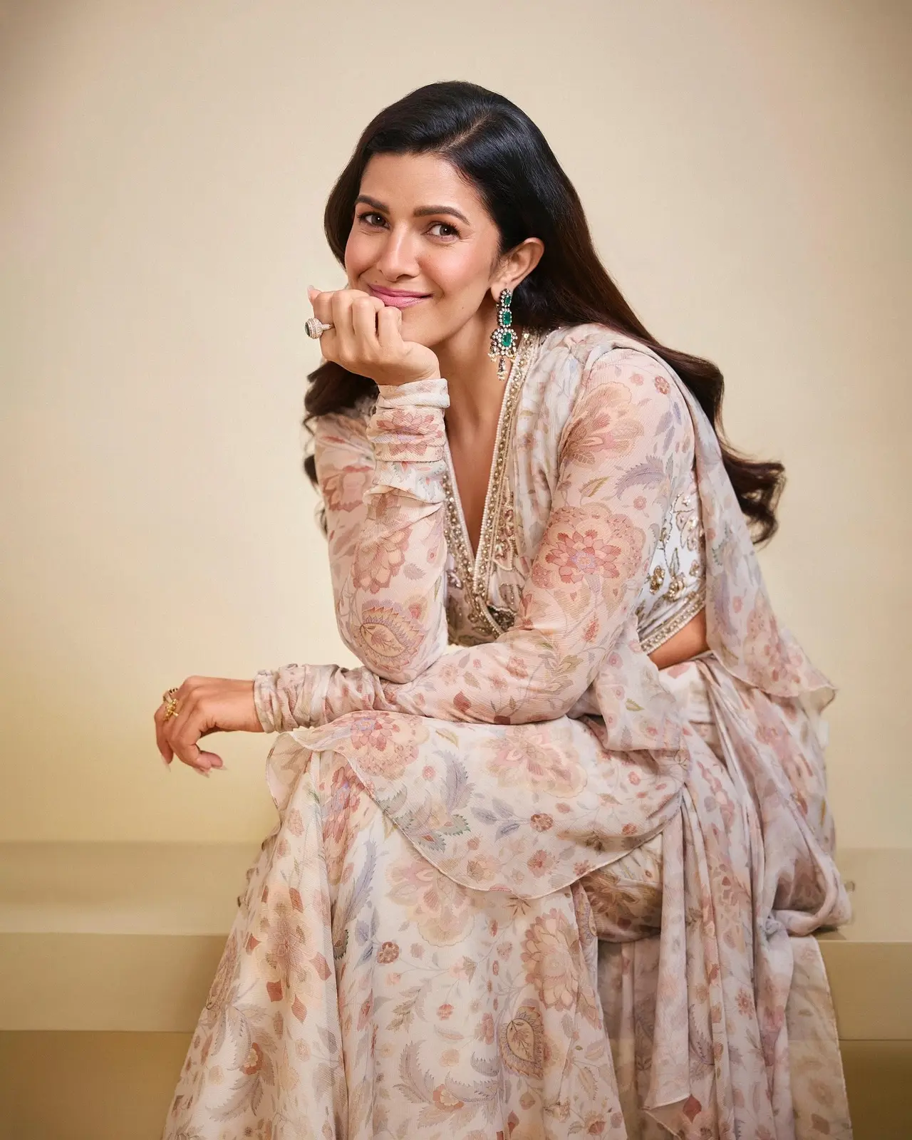 Nimrat Kaur brought a rich twist to the fine drape, featuring wavy patterns and frills all across the pleats and pallu, bringing character to the ensemble. 