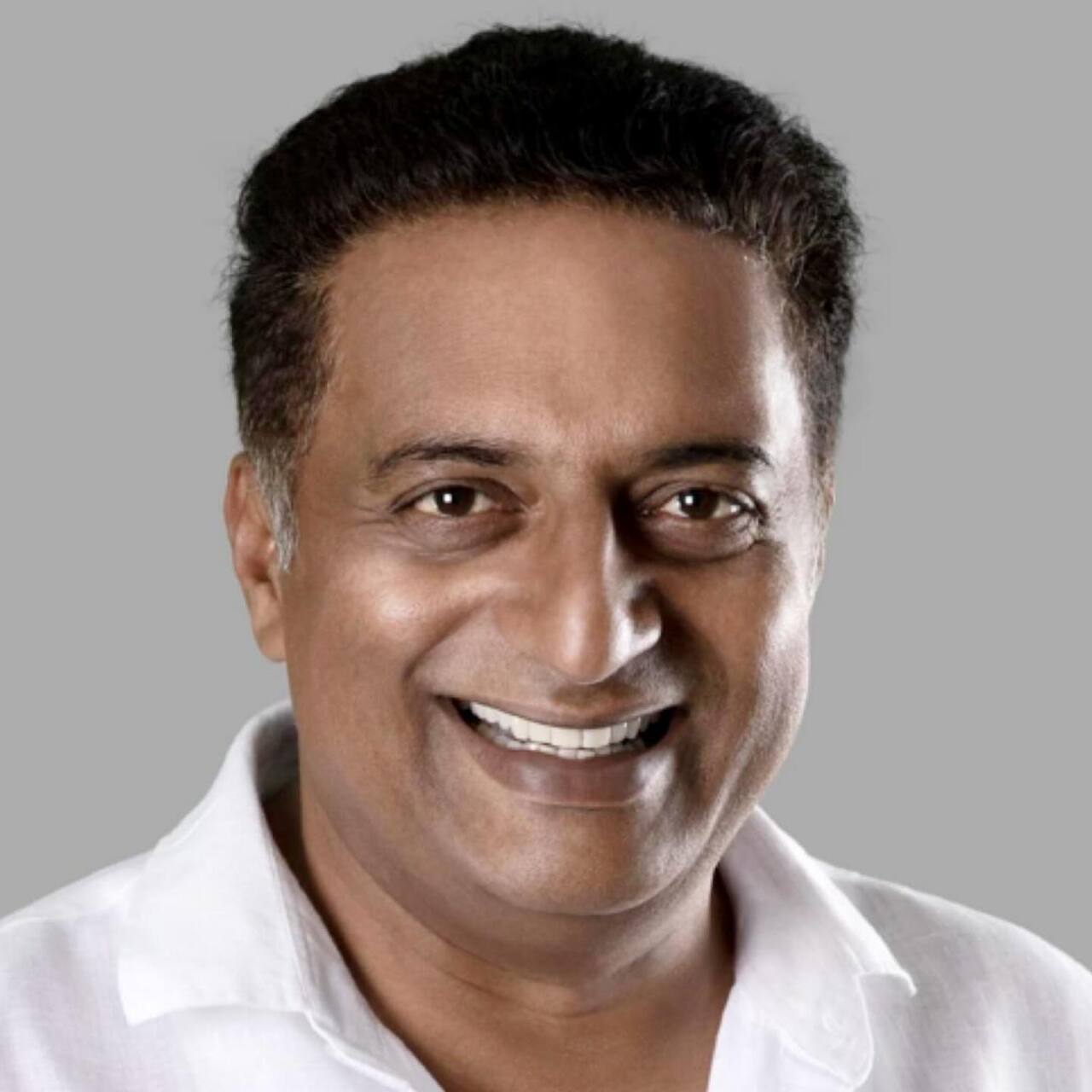 Actress Geetha introduced Prakash Raj to prominent Tamil film director K. Balachander. Prakash Raj changed his surname from 'Rai' to 'Raj' upon K. Balachander's advice.
