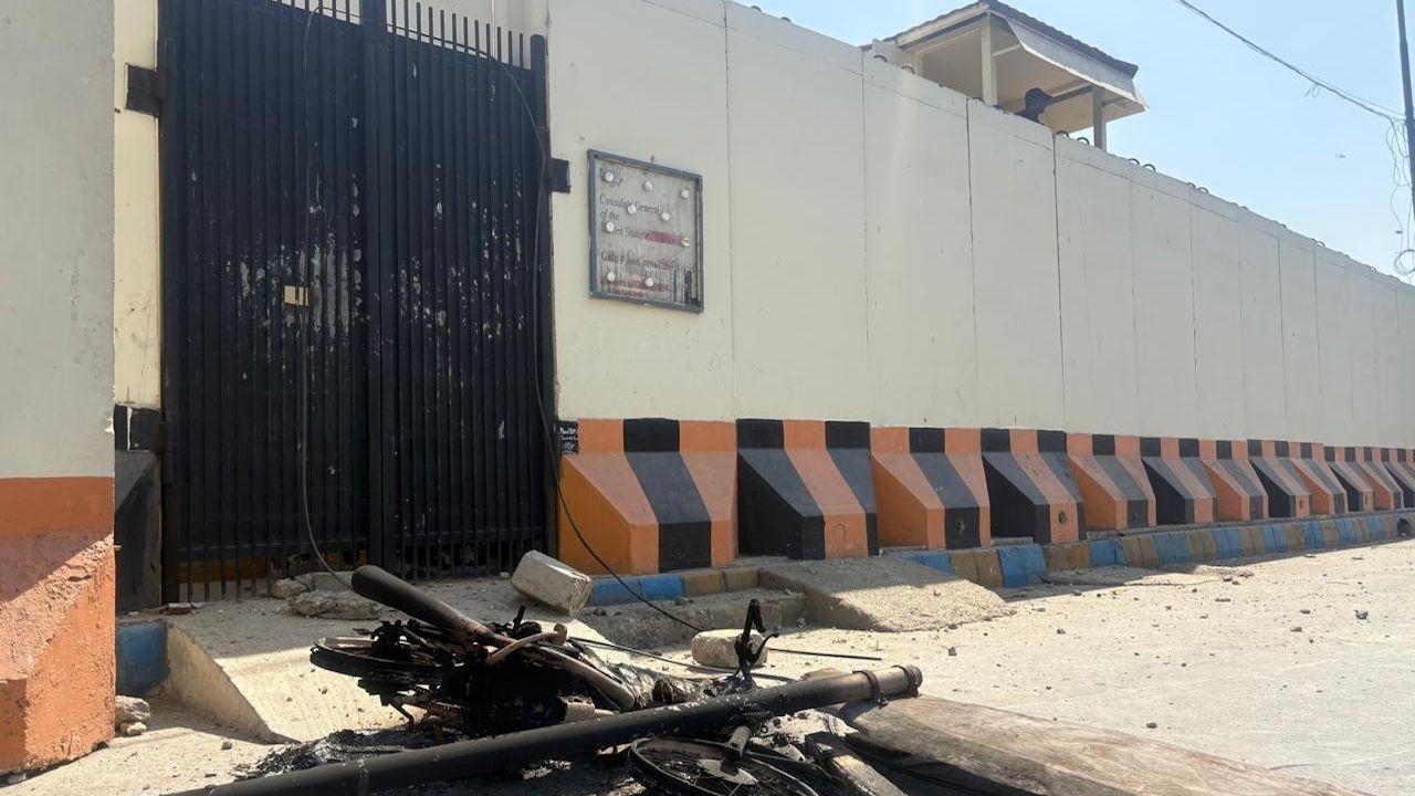 Earlier, police surgeon Dr Summaiya Syed, while speaking to the media, said that six bodies were brought to the hospital. She also informed that two of the injured brought to Jinnah Postgraduate Medical Centre (JPMC) for treatment were policemen 