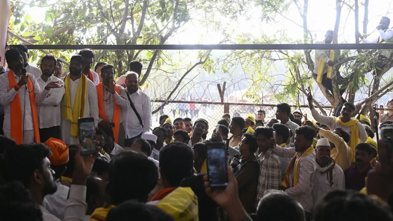 “If the government fails to take a decision by September 24, then it will have to face the consequences. This is our final fight,” he added