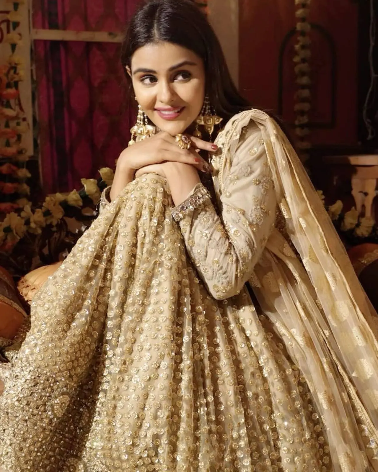 <p>Priyanka Chahar shines in a beige, fully embellished suit paired with a matching dupatta and elegant jhumkas for Eid. The intricate detailing and soft hues give her a graceful, festive look.</p> <p>Priyanka Chahar shines in a beige, fully embellished suit paired with a matching dupatta and elegant jhumkas for Eid. The intricate detailing and soft hues give her a graceful, festive look.</p>