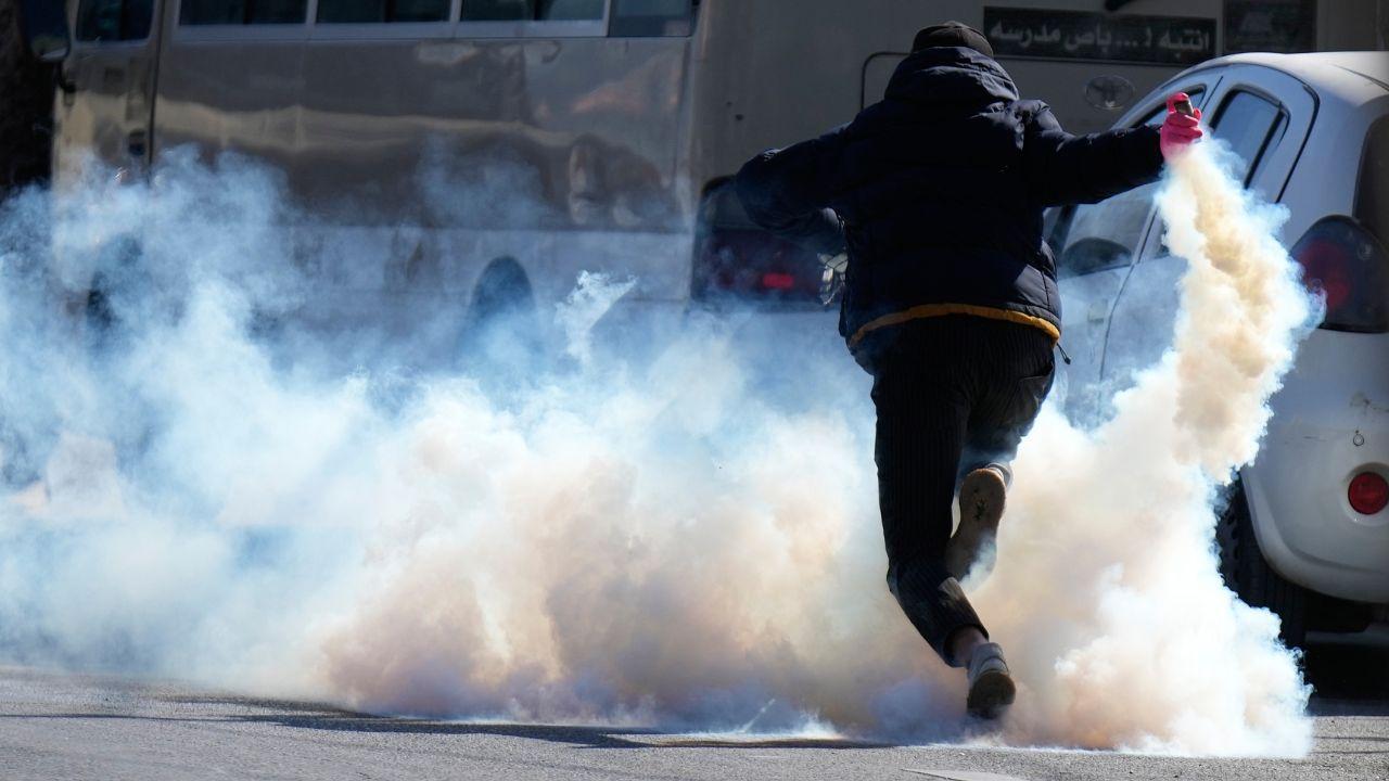 Civil Hospital Karachi's Dr Mohammad Sabir Memon told the media that nine men had died while 32 others were injured in the wake of protests near the consulate