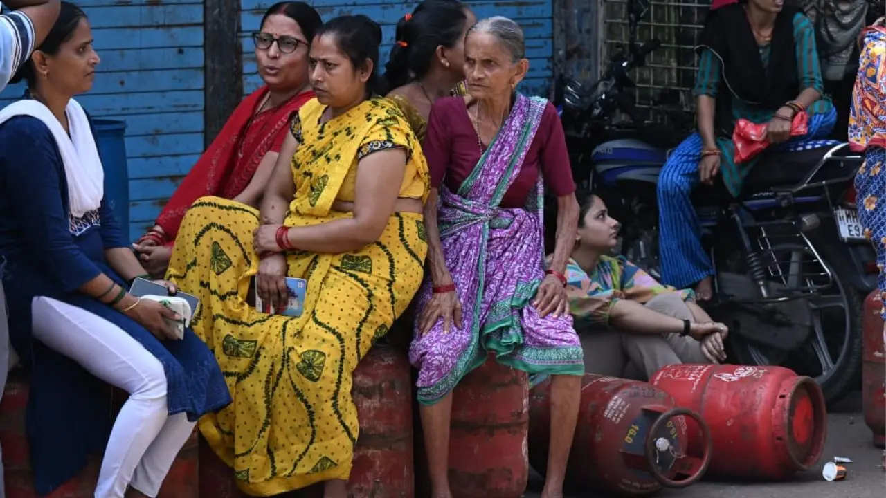 Bhujbal also informed the House that district collectors and superintendents of police have been directed to form committees and conduct inquiries into complaints regarding irregularities in LPG distribution