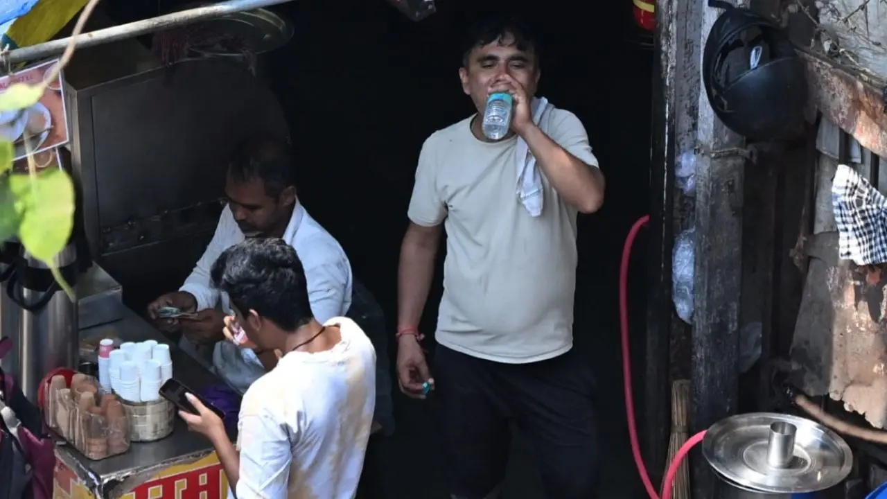 Overall, the weather pattern indicates hot conditions in interior Maharashtra and humid weather along the coast, with temperatures in several areas remaining above normal for this time of year