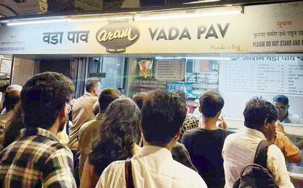 Rice-based dishes have been removed from Aram Vada Pav’s menu, while employees are cooking potatoes at home to save gas. PICS/BY SPECIAL ARRANGEMENT