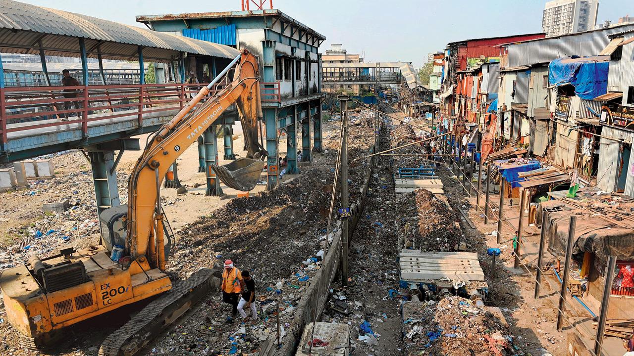 Cleaning drive along the tracks. Pics/Satej Shinde