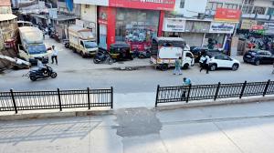 Bandra Hill Road hole fixed after 79-year-old woman’s fall exposes safety risk