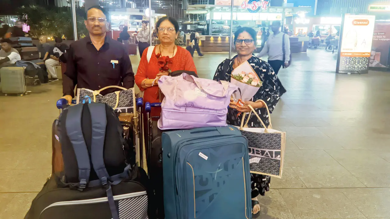 (From left) Keshav Vekhande with his wife and sister-in-law