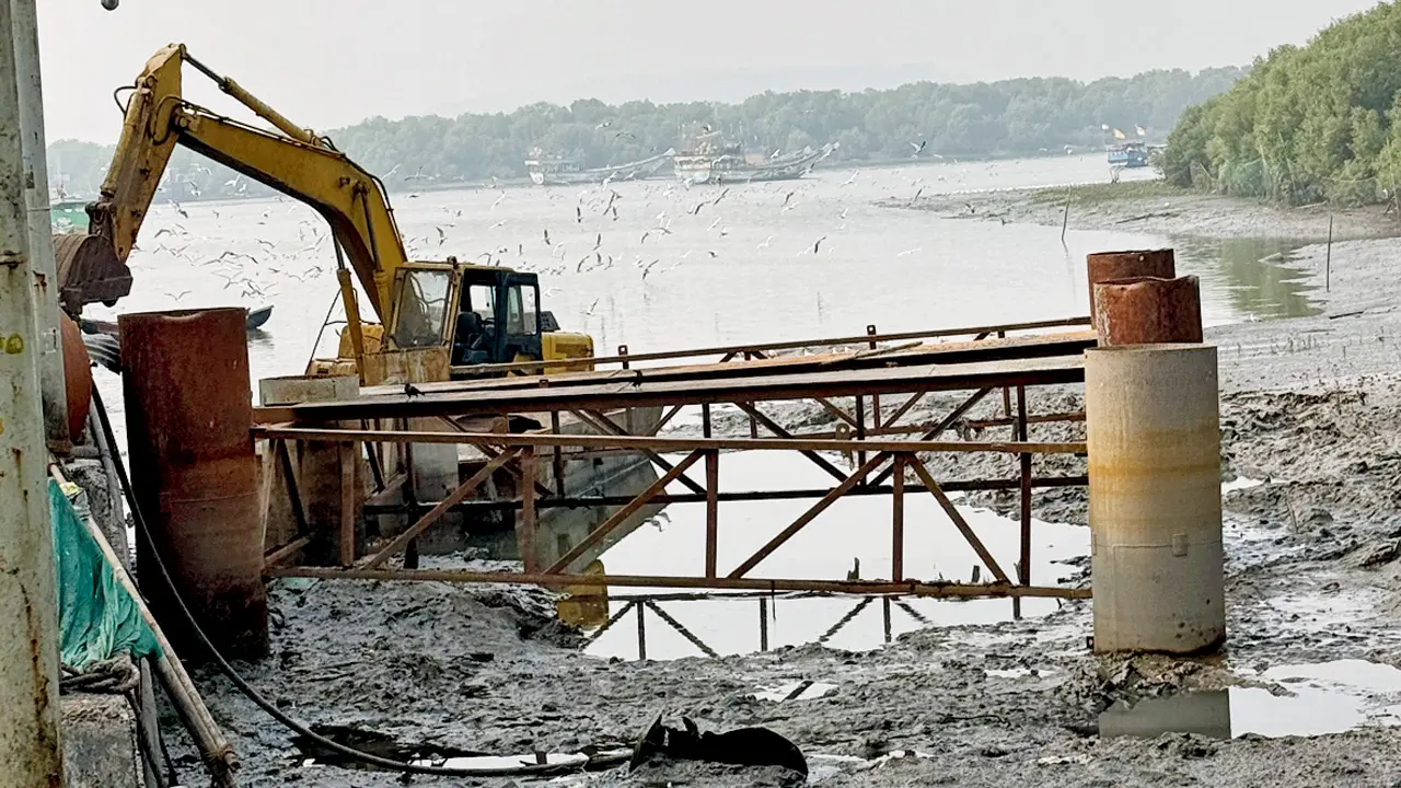 New Borivali–Gorai Ro-Ro jetty ‘far too narrow’, say commuters