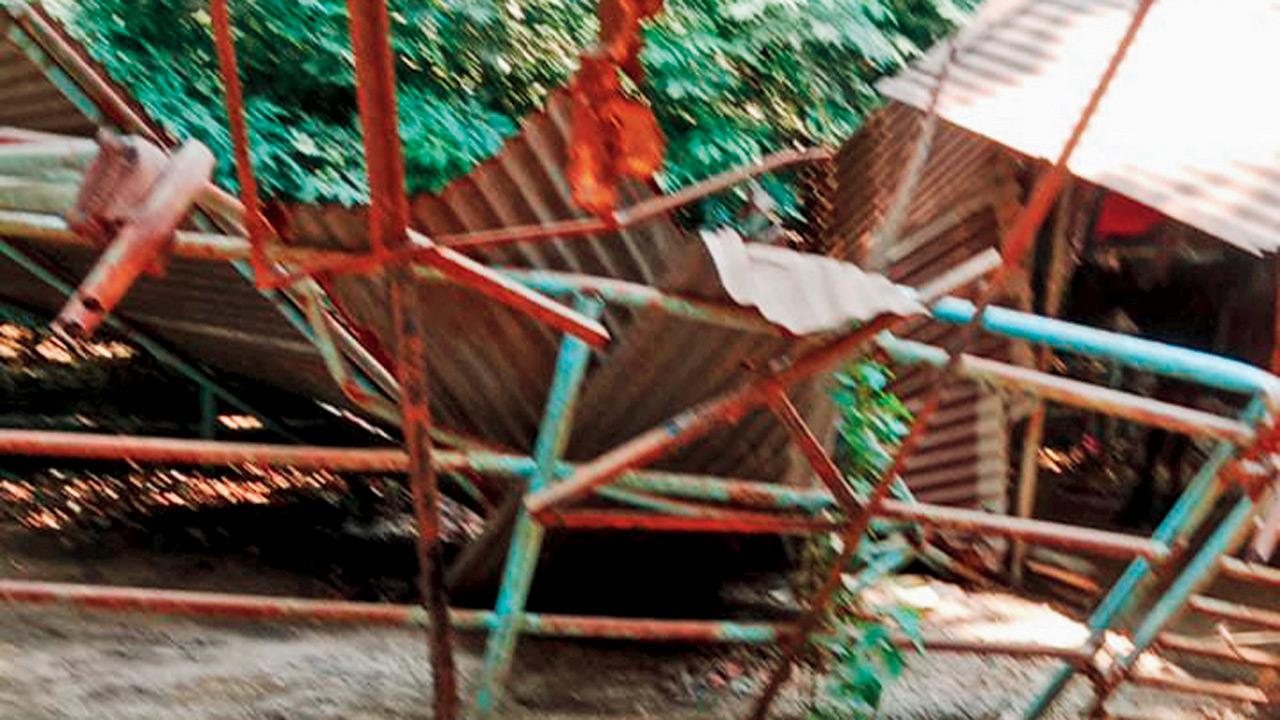 The clinic is in a state of complete collapse. PICS/SPECIAL ARRANGEMENT