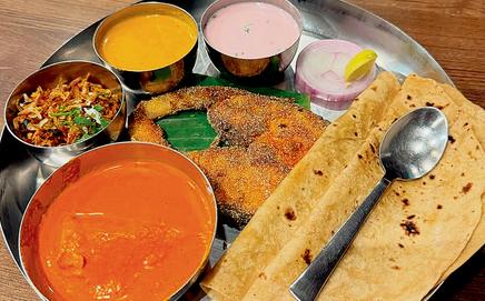 Surmai Thali. Pics courtesy/Chaitanya Assal Malvani Bhojangruh