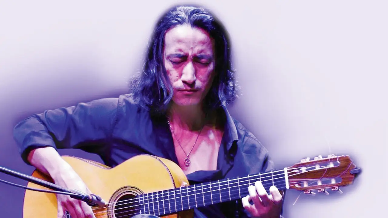 Immerse in this unique listening session to explore flamenco music differently