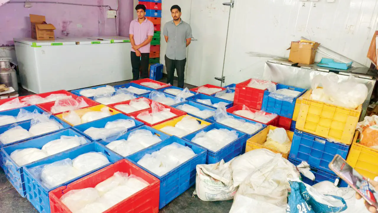 Six held, 3,900 kg adulterated paneer seized in Secunderabad's Ganj Bazar raid