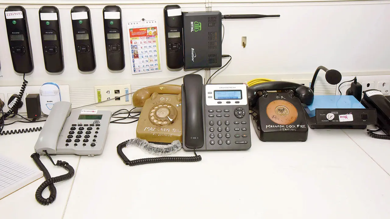 Phones with MTNL connection at Fire Brigade HQ that are out of order