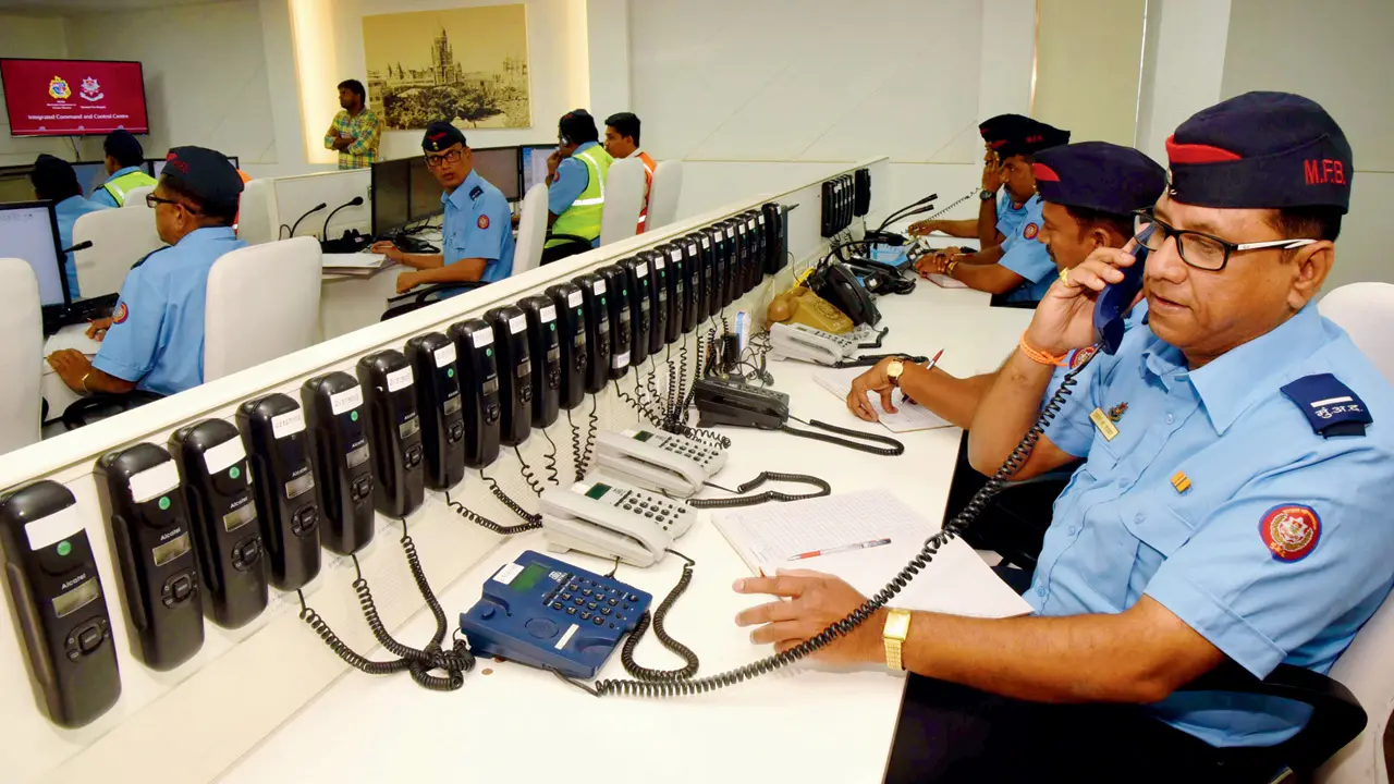Fire brigade out of reach during emergency? MTNL network issues to blame!
