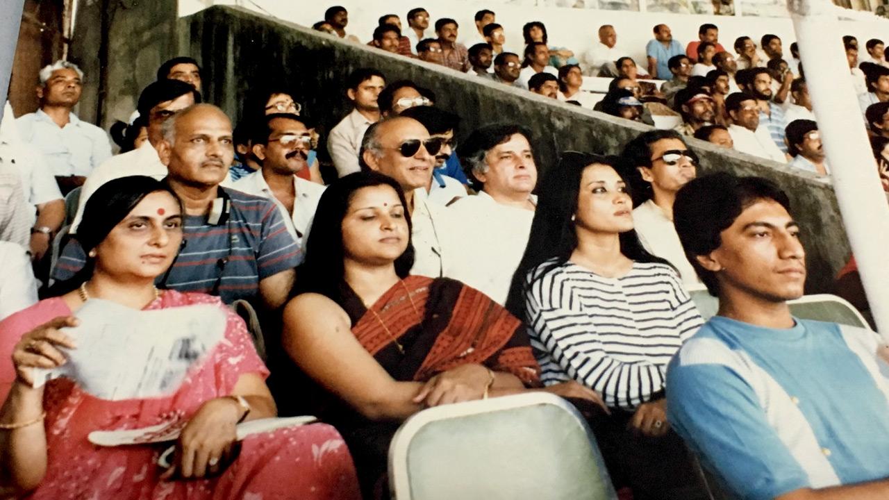 Shastri’s mum Lakshmi (far left) and dad Dr Shastri (behind her) at Wankhede, along with Shashi Kapoor (one seat away) in 1986