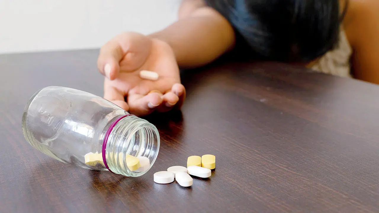 Investigators found the girls had searched online for ways to die by suicide. REPRESENTATIVE PIC/ISTOCK