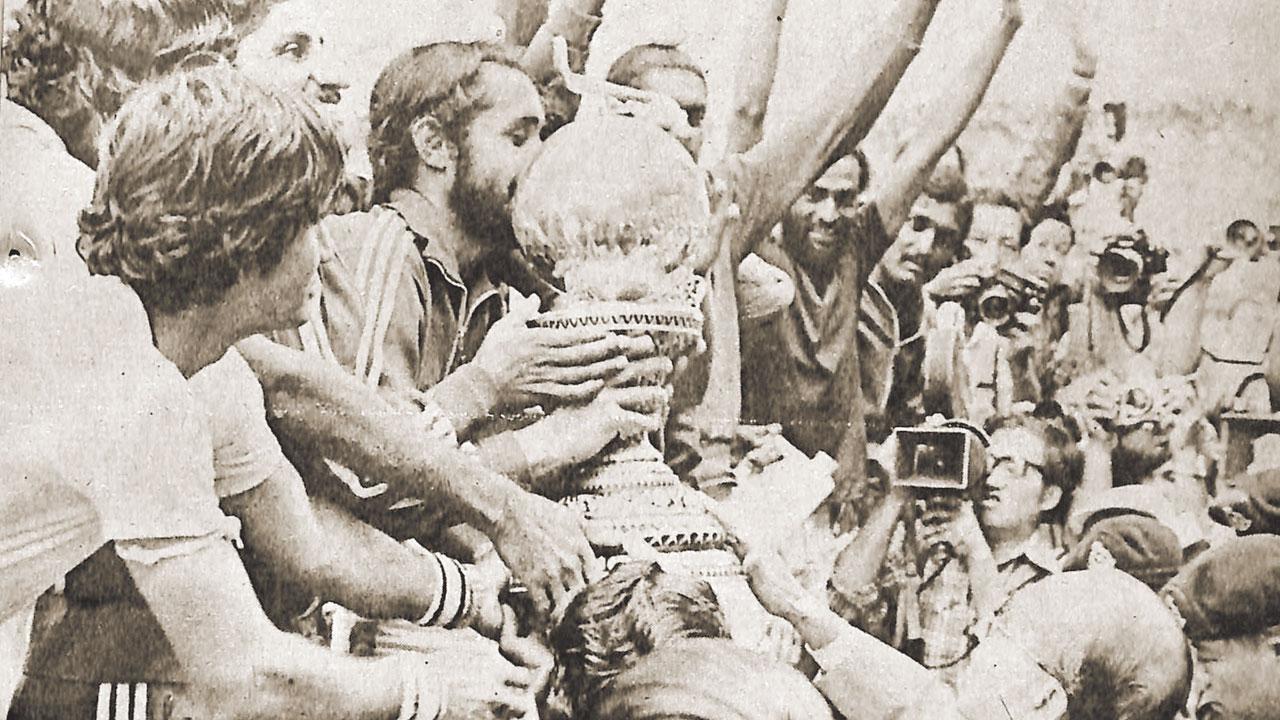 1975 World Cup: India captain Ajit Pal Singh receives the World Cup trophy from Malaysian Premier Tun Abdul Razak in Kuala Lumpur. Pics courtesy: Sportsweek
