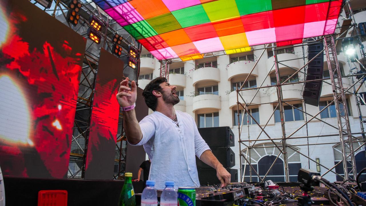 The performance featured fan favourites including ‘Karate’, ‘Bazaar’ and ‘Legacy’, each receiving high-energy from the crowd who had come to have a good time. In keeping with the Holi weekend theme, KSHMR introduced specially curated edits and Indian influenced instrumental segments that reflected his signature sound