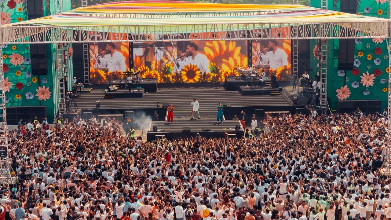 The Punjabi singer sang the likes of MF Gabhru, Boli, 52 Bars, Take It Easy, Him, Ima Do My Thing, I Really Do, and P-POP CULTURE, followed by Winning Speech, Softly, Bachke Bachke, Admirin U, IDK How, White Brown Black, Players, and Mexico