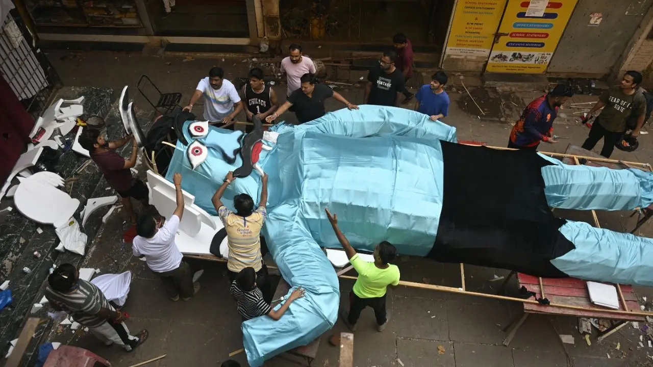 Youngsters from Shree Vighnaharta Sarvajanik Ganesh Utsav Mandal in BDD Chawl, Worli 76 and 77, craft a striking devil effigy for the upcoming Holi 2026 festival – ready to burn evil in the traditional bonfire