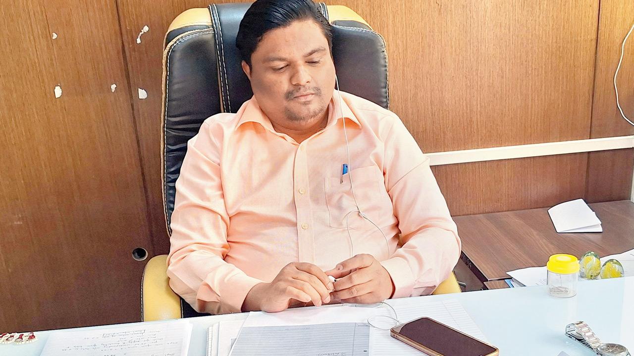 Civic engineer Jayesh Kumar Raut