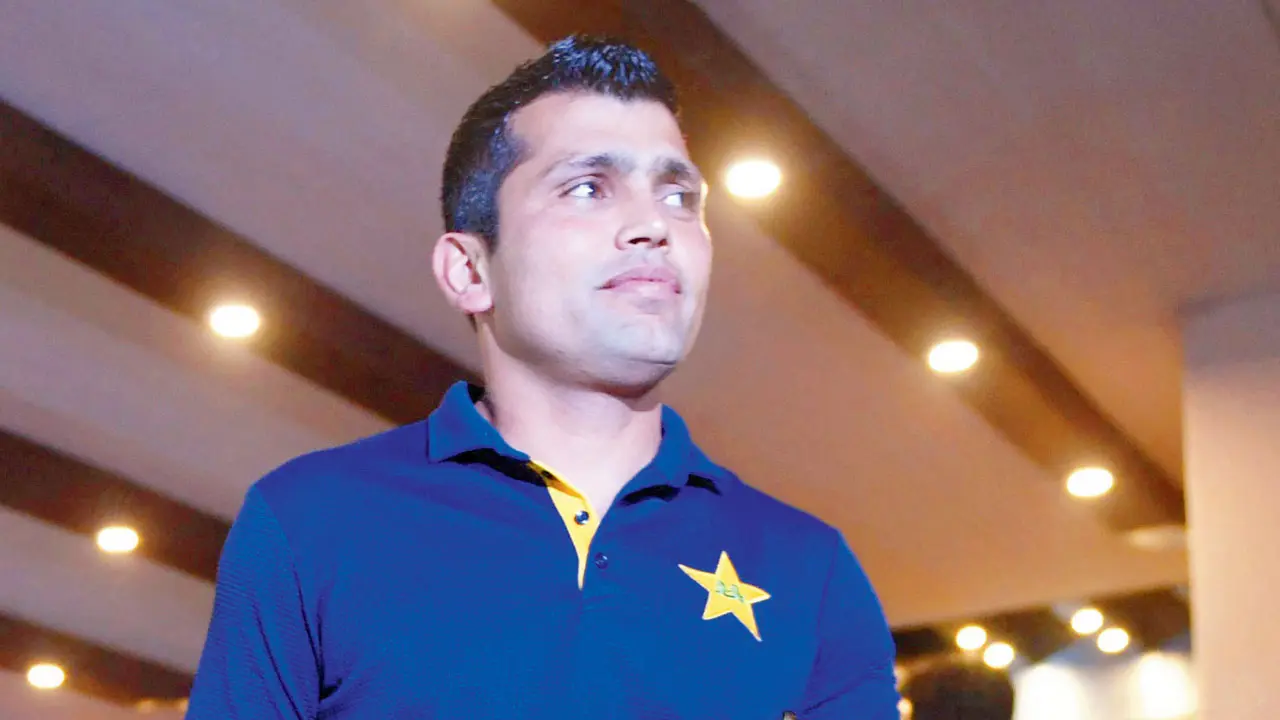 This is mockery of Pak cricket: Akmal slams B’desh loss