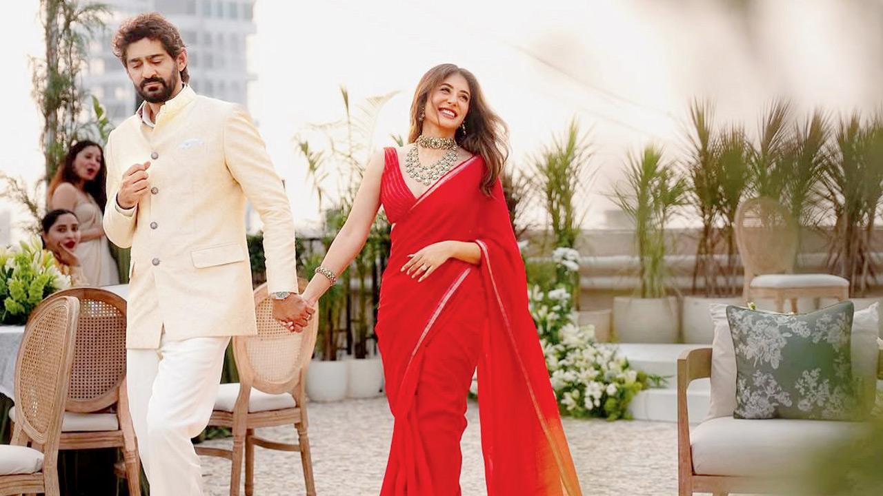 Kapur and Kamra during their reception on the terrace