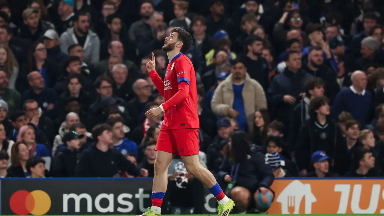 Clinical PSG bury Chelsea to reach Champions League quarter-finals