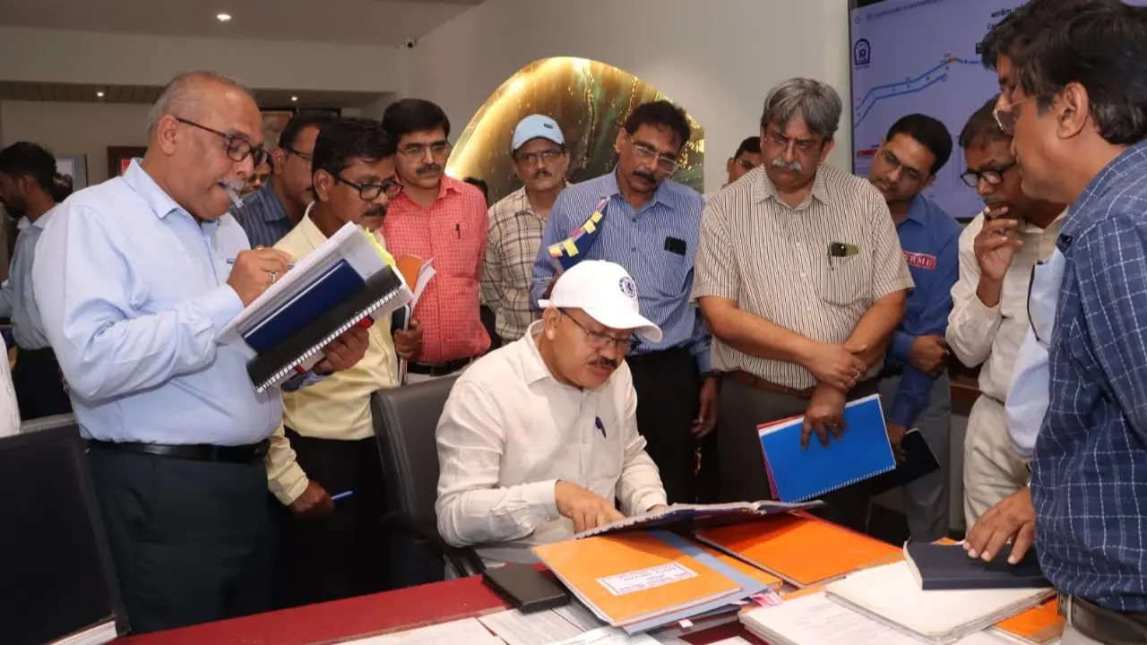Konkan Railway officials complete two-day pre-monsoon inspection 