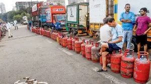 Mumbai faces fuel anxiety as exams approach, MLA urges early conclusion