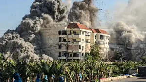 At least 41 killed, 40 wounded in Israeli airstrikes in eastern Lebanon