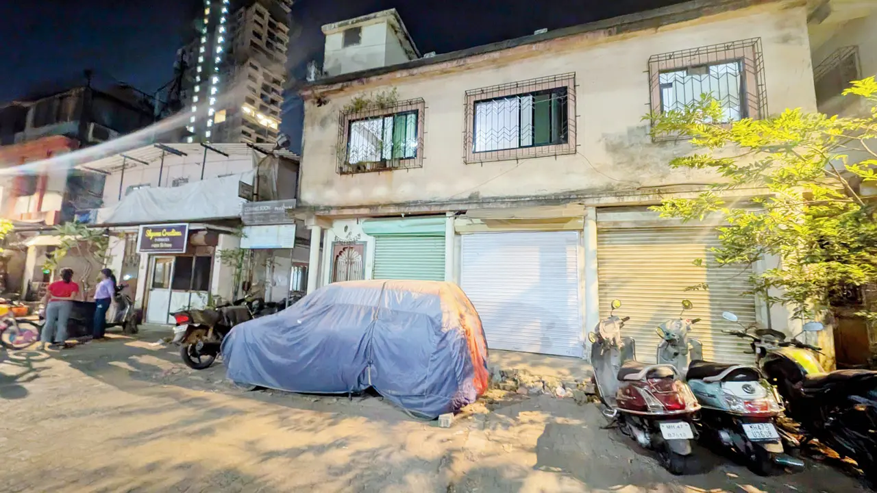The Solanki residence in Mahavir Nagar, Kandivli West.  Pic/Ranjeet Jadhav