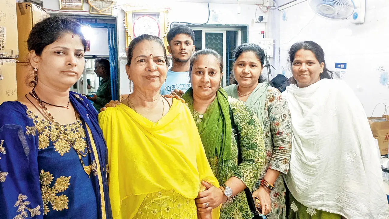 (From left) Shalini Sharma, Rekha Kotak, Sharda Khadtare, Kusum Ughde, and Archana Shinde