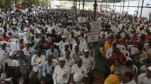 IN PHOTOS: Mill workers protest at Azad Maidan demanding housing in Mumbai