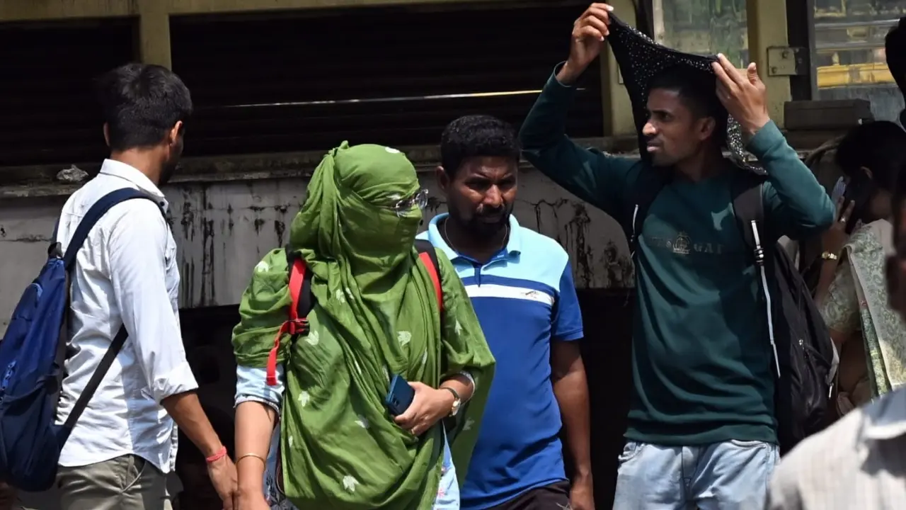 Mumbai weather update: Hot and humid conditions expected