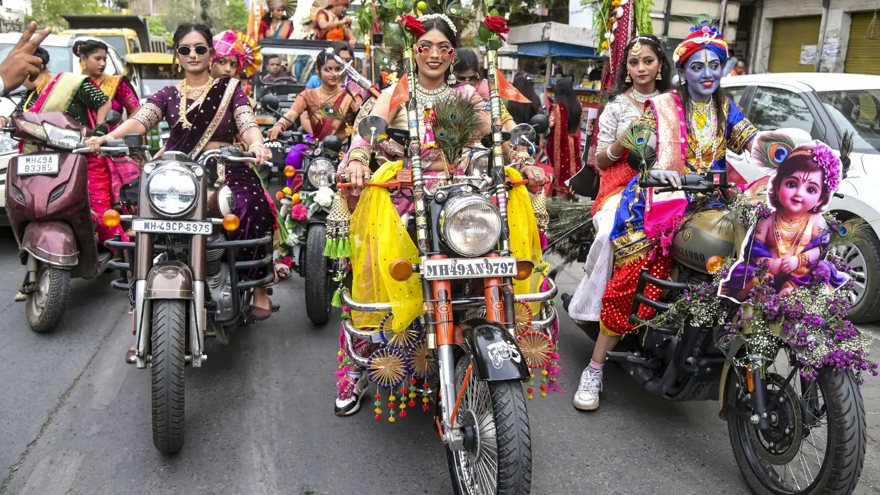 Meanwhile, in Nagpur, women dressed as Lord Krishna took out a bike rally on the eve of Gudi Padwa