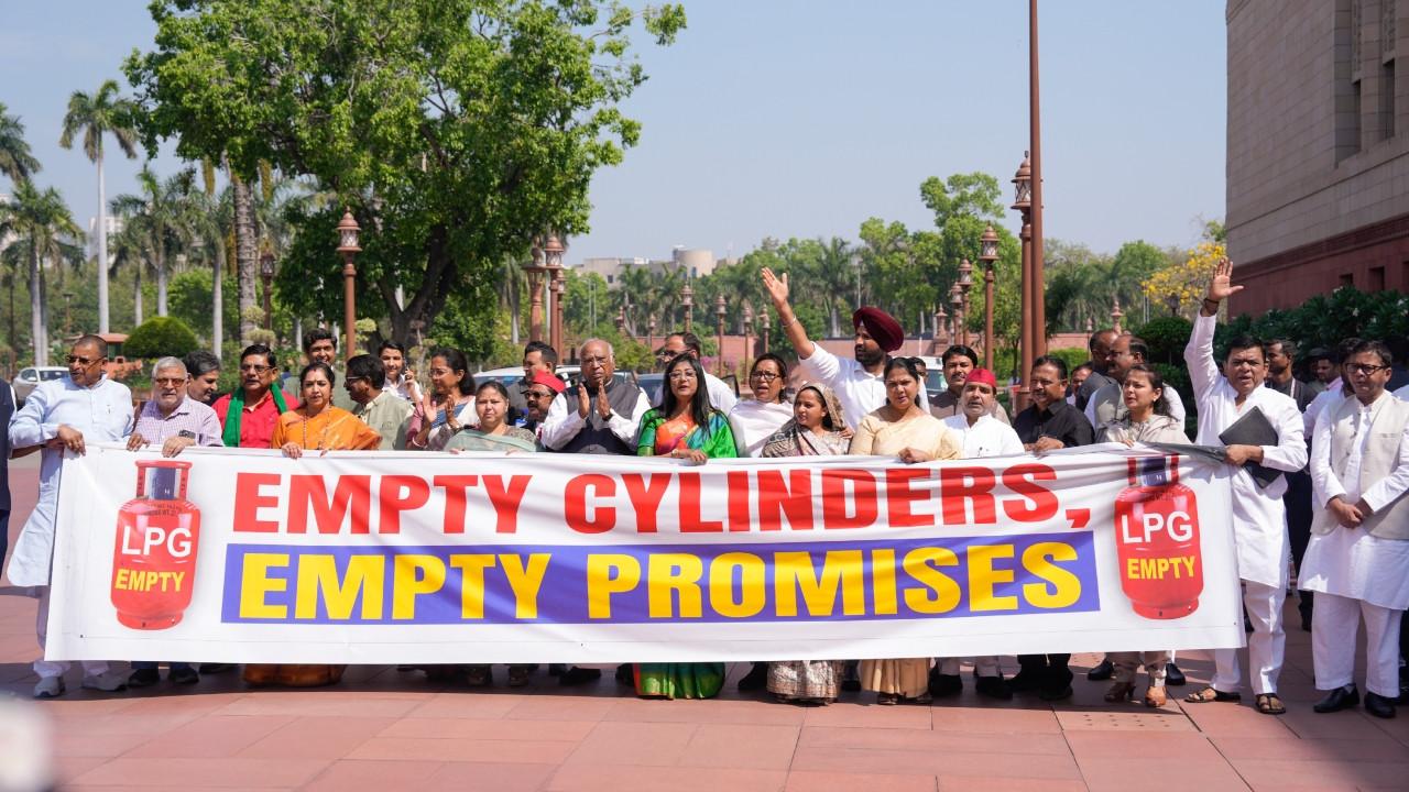 In Photos: Oppn MPs hold protest in Parliament premises over LPG supply issue