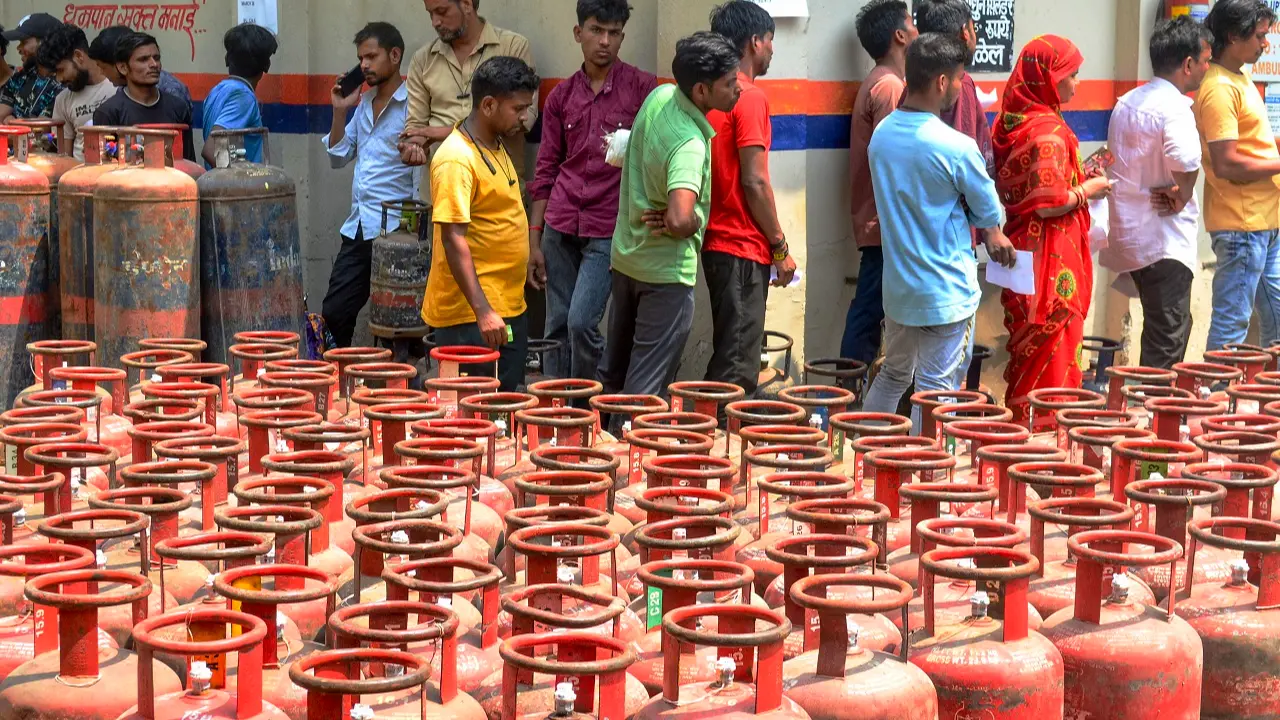 PNG users can now surrender LPG connection online, no dealer visit required