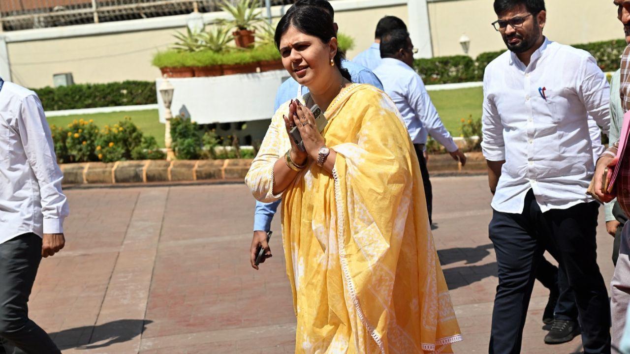 Maharashtra Environment Minister Pankaja Munde at the Vidhan Bhavan. Before reaching Mumbai, she held a 'Janta Darbar' in Ramtek, Nagpur.